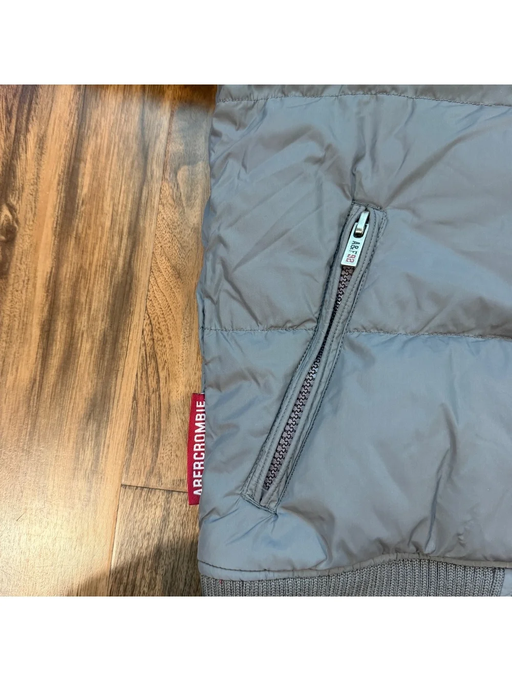Vintage Y2K Abercrombie & Fitch Down Puffer Jacket Medium Grey Yellow Winter
